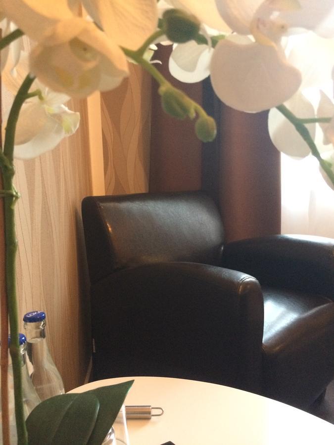 Skaenninge Stadshotell ภายนอก รูปภาพ